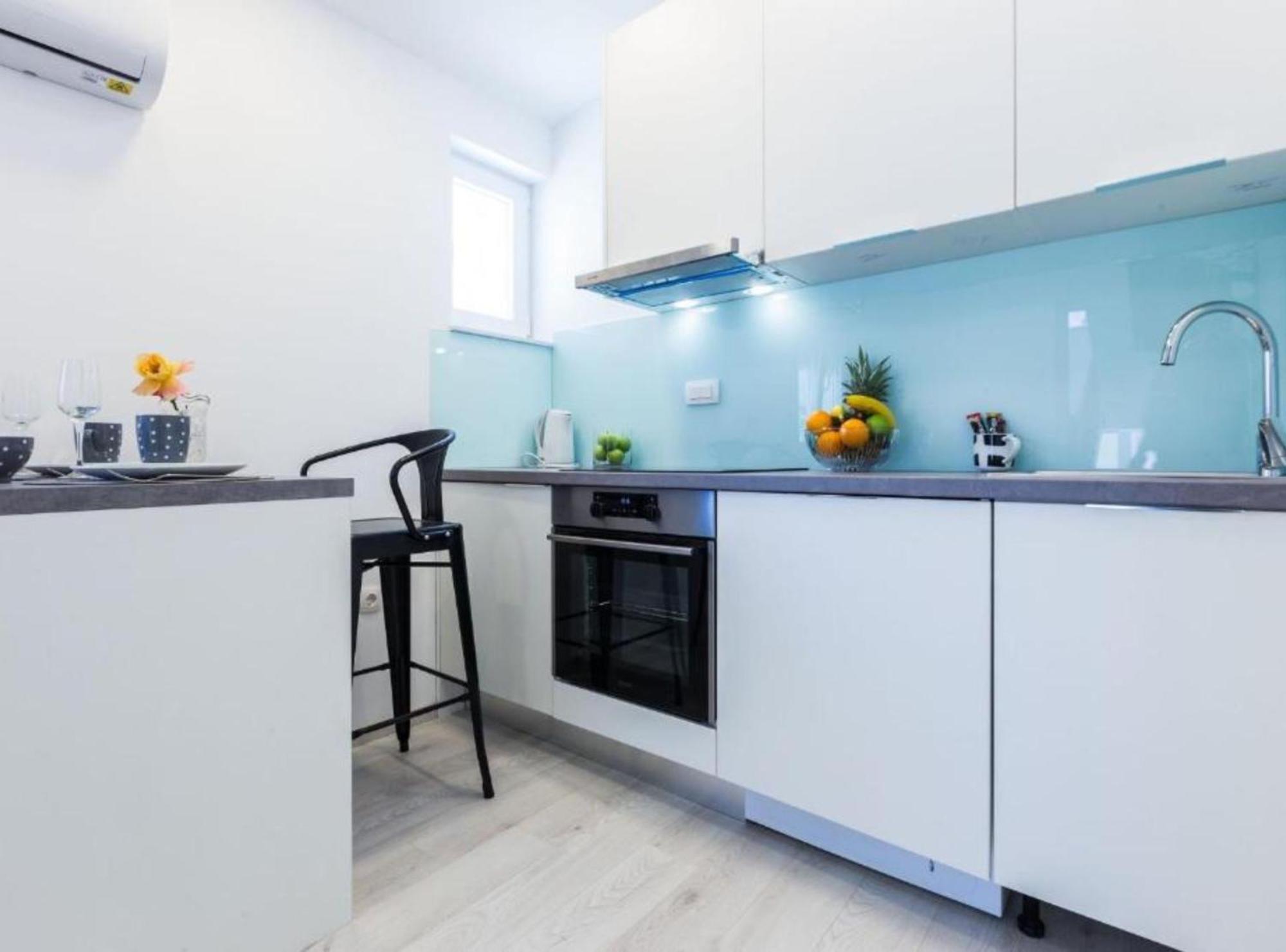 Apartman Spacious Two Sis In With Terrace *